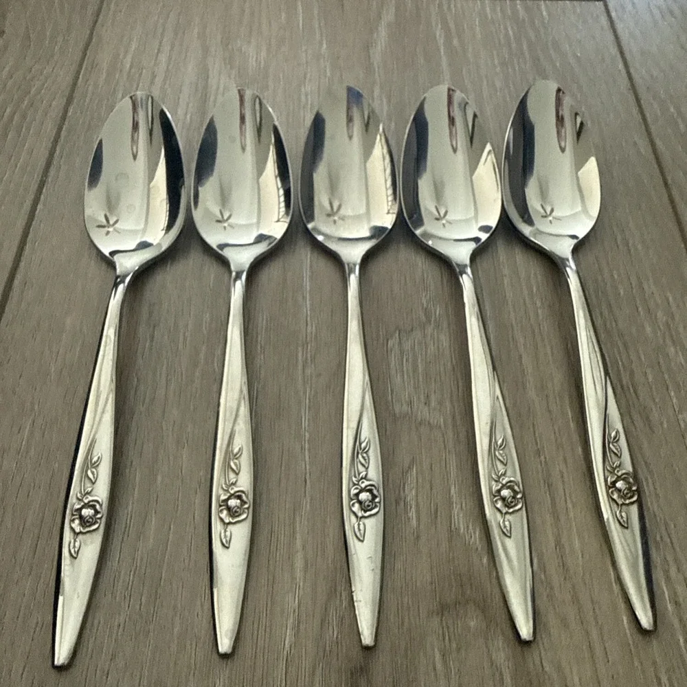 Oneida Community Stainless Flatware My Rose Set of 5 Vintage Teaspoons‎